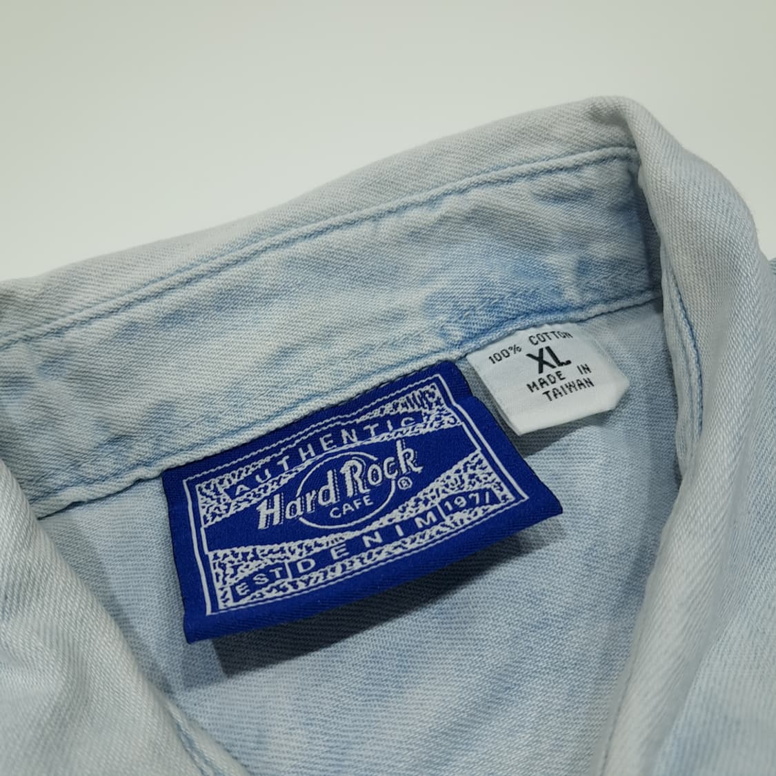 CL393 XL 하드락카페 90s 워싱턴DC 라이트블루 데님셔츠 남방 상품이미지4