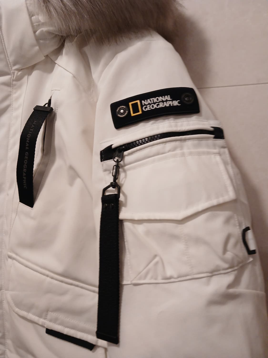 내셔널지오그래픽 정품 여성 패딩 95 (M) 사이즈 상품이미지8