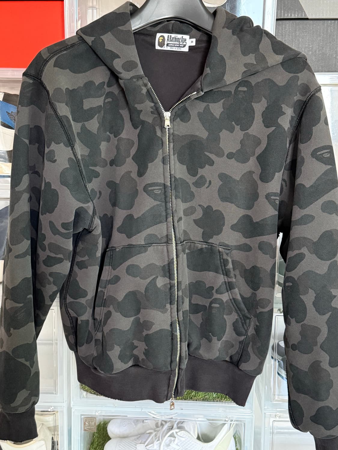 베이프 퍼스트 카모 헤비 워시 크롭 핏 집 후드 블랙 상품이미지3