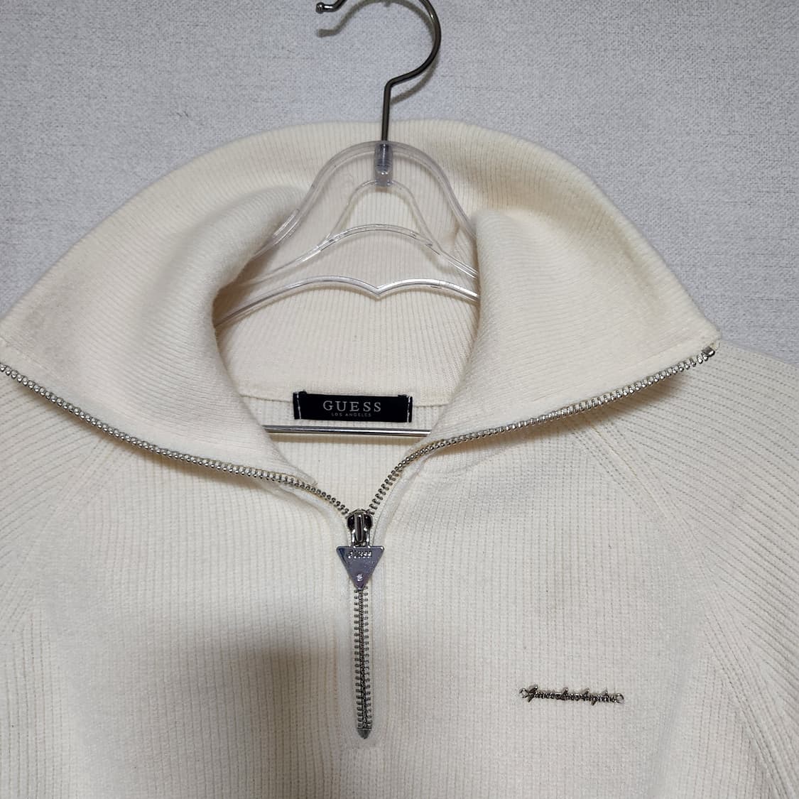 24년 게스 니트 반집업 XS.S 상품이미지3