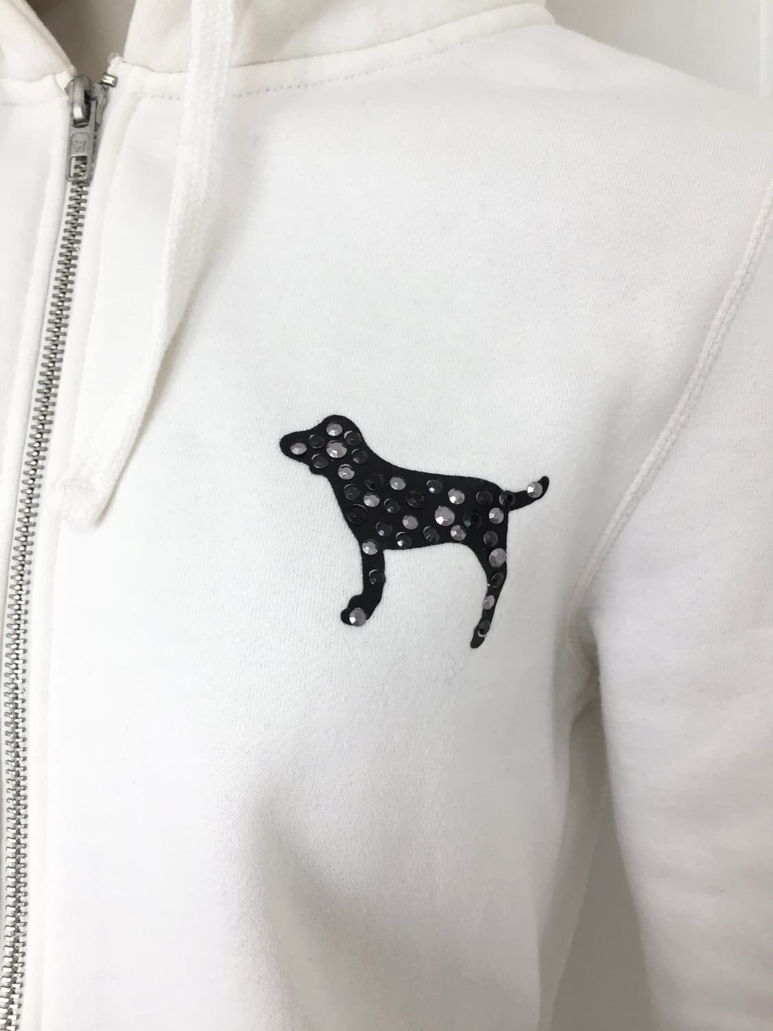 Studded Bold Lettering Zip Hoodie 상품이미지5