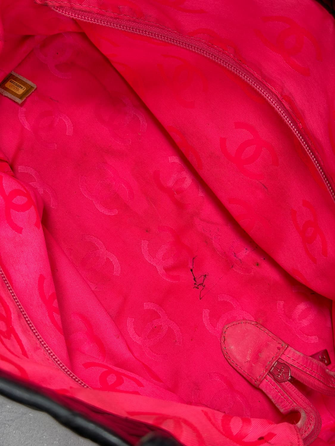 샤넬 깜봉 퀼티드 CC 로고 쇼퍼백 상품이미지10