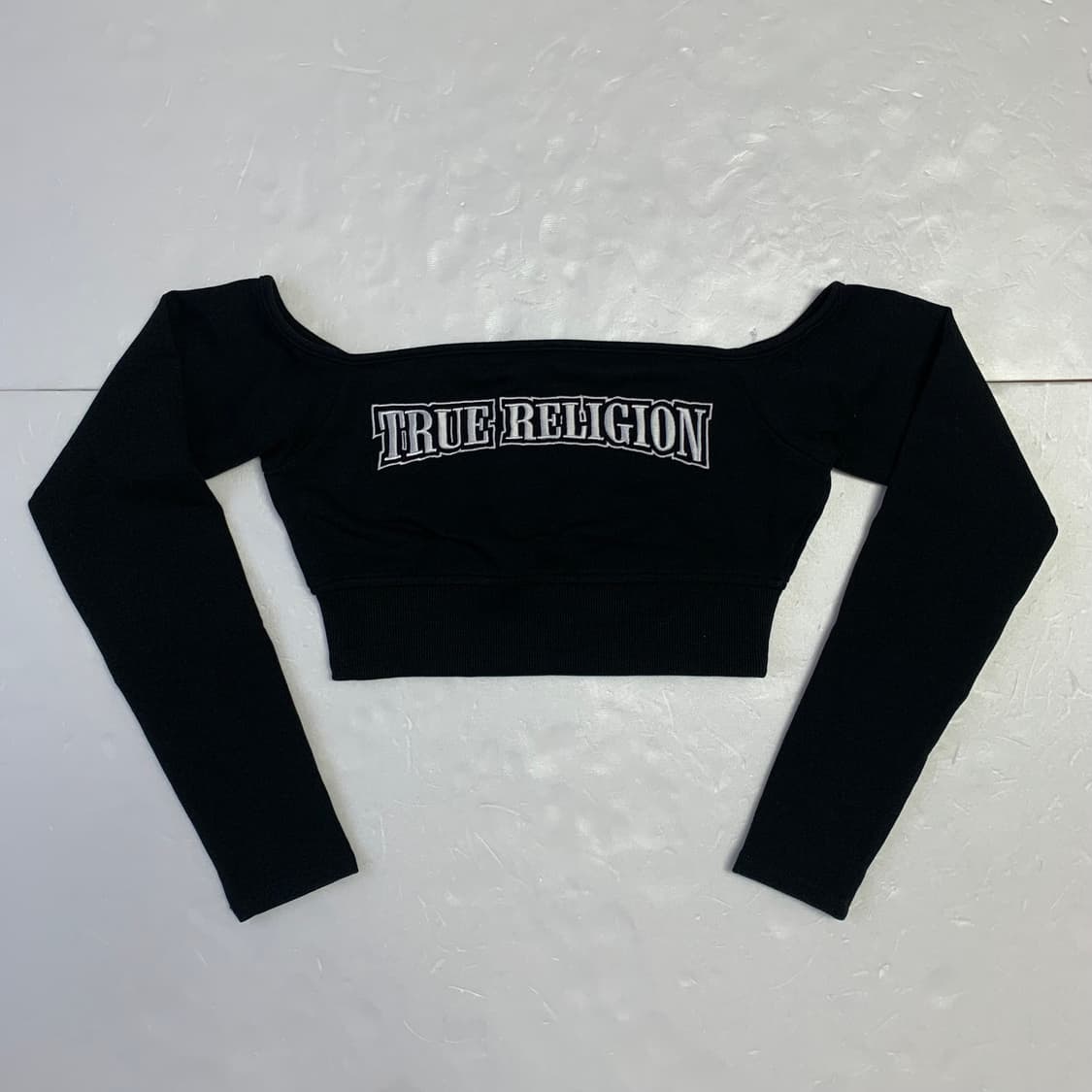 트루 릴리젼 오프숄더 롱슬리브 크롭탑 상품이미지2