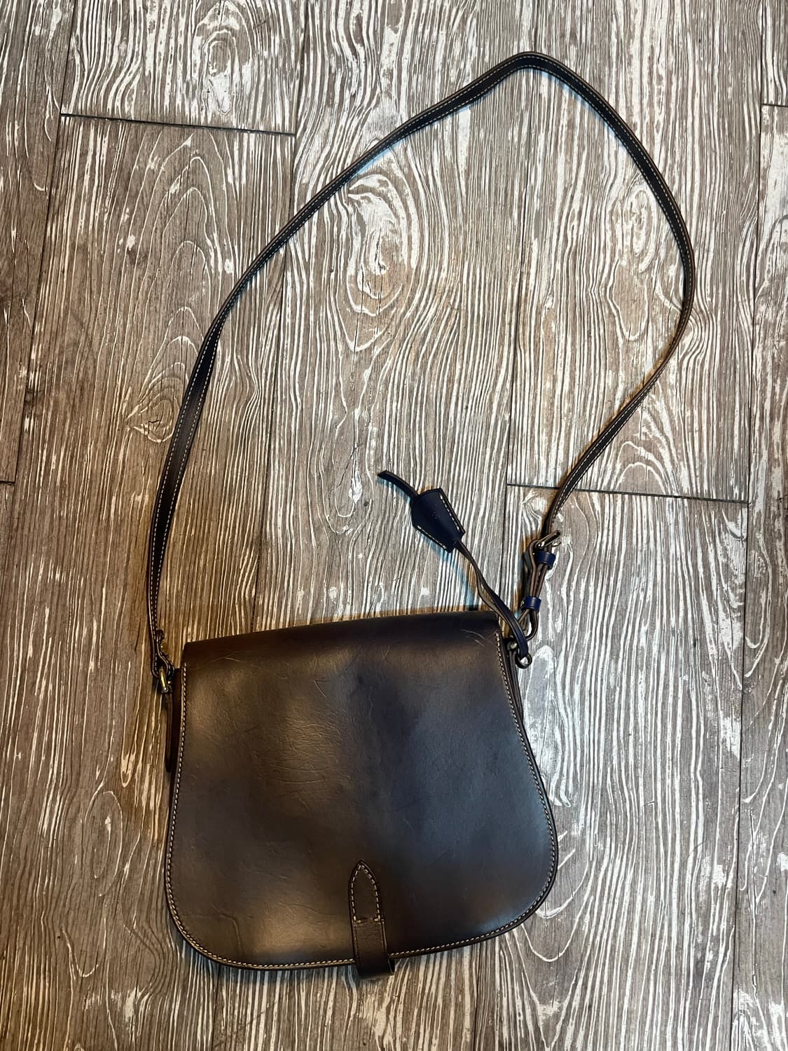 볼드리니 셀레리아 가죽 크로스백 상품이미지3