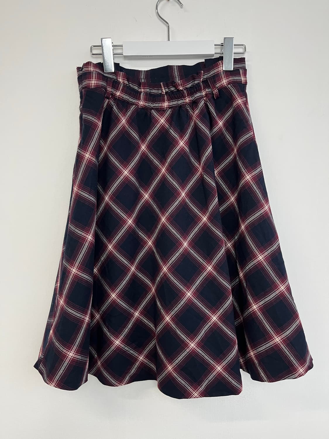 네이비 체크 미디 스커트 상품이미지3