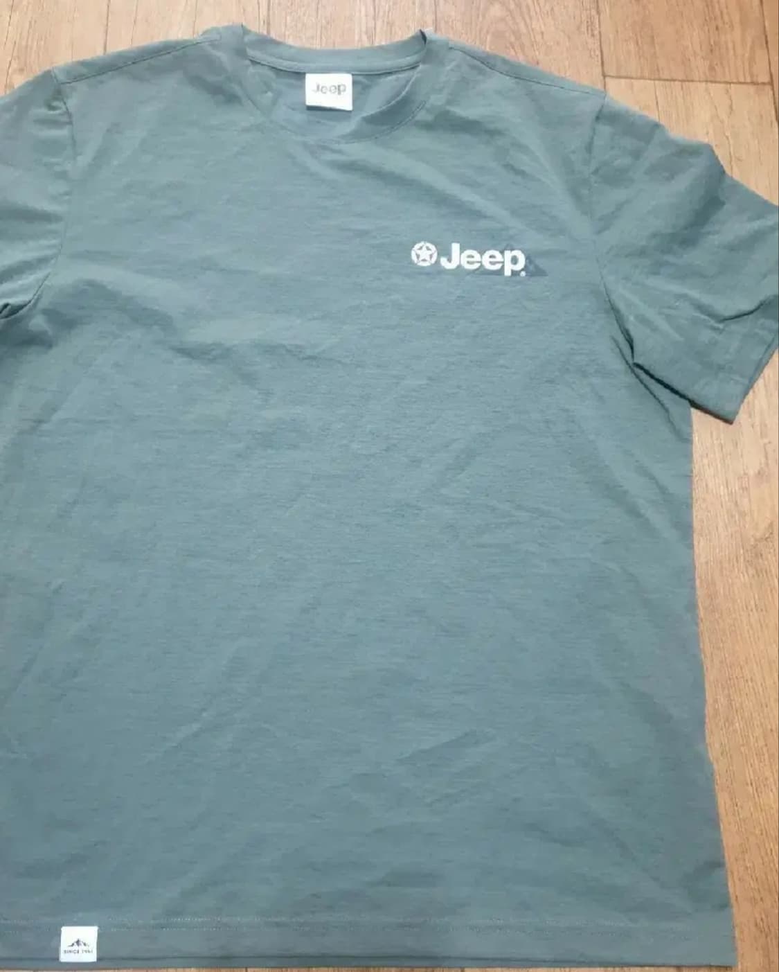 JEEP 반팔티 100 사이즈입니다 상품이미지5