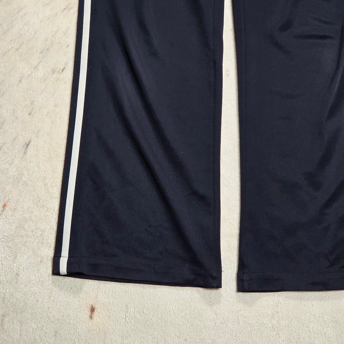 아레나 네이비 사이드라인 트랙팬츠 상품이미지3