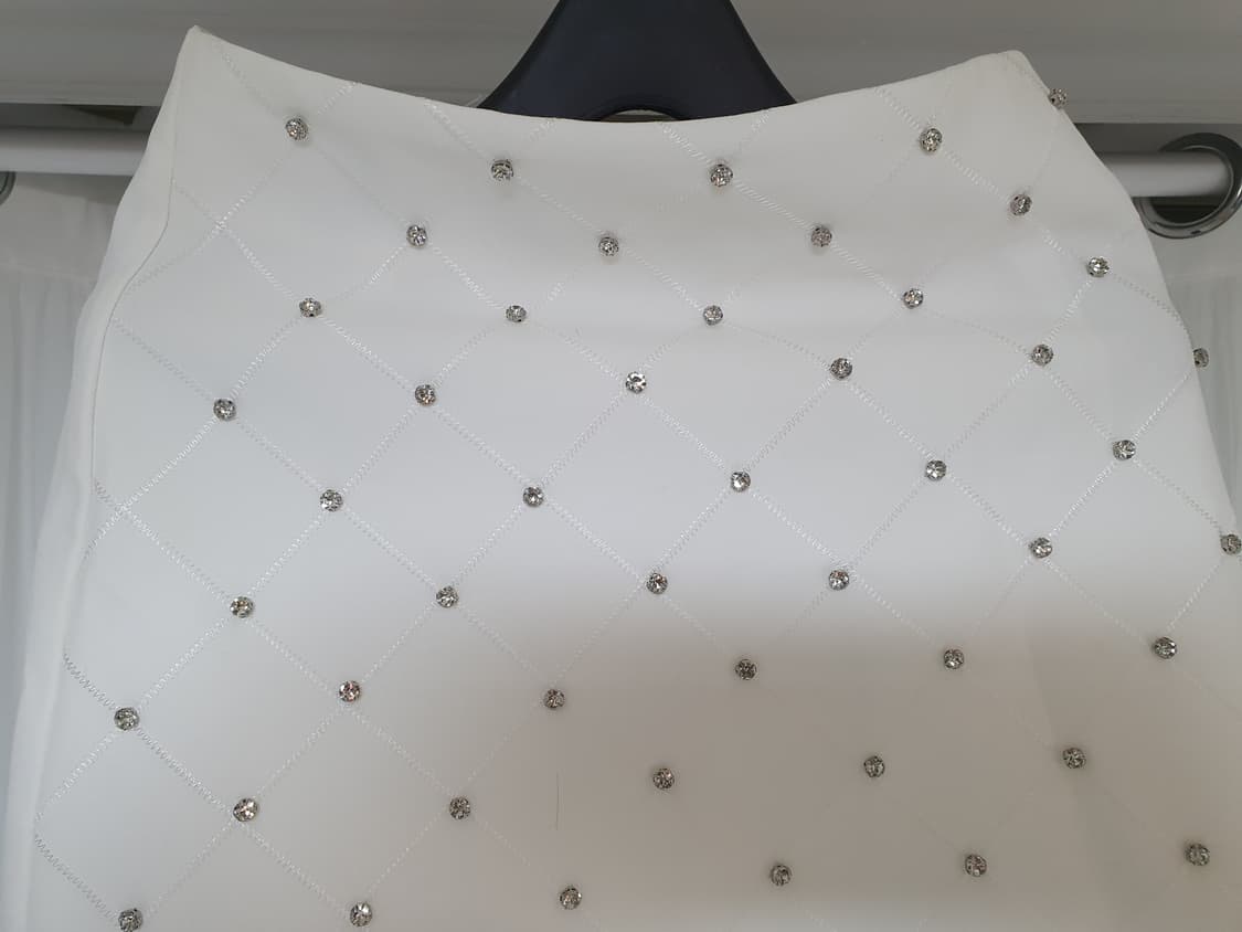 화이트 큐빅 미니 스커트)44 상품이미지2