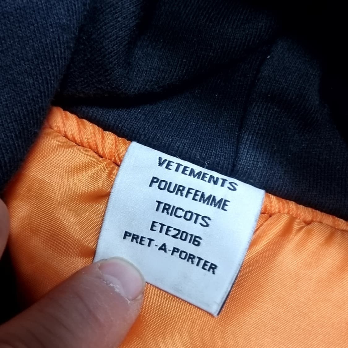 VETEMENTS 다크니스 후드 MA-1 블랙 봄버 자켓(100-105) 상품이미지3