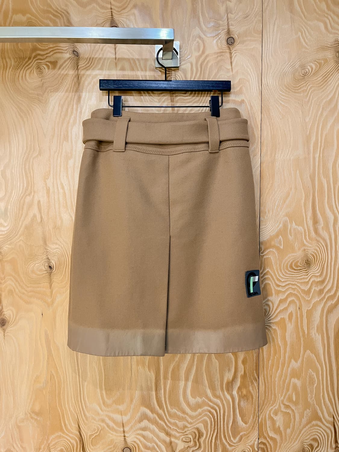 프라다 18f/w 레디 투 웨어 컬렉션 스커트 상품이미지5