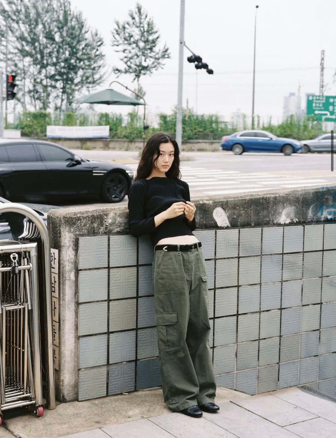 디애퍼처 카펜터 루즈팬츠 카키s 상품이미지2