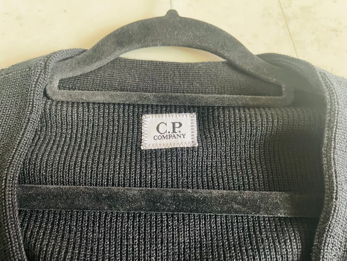 CP컴퍼니 블랙 울가디건 xxl 상품이미지3