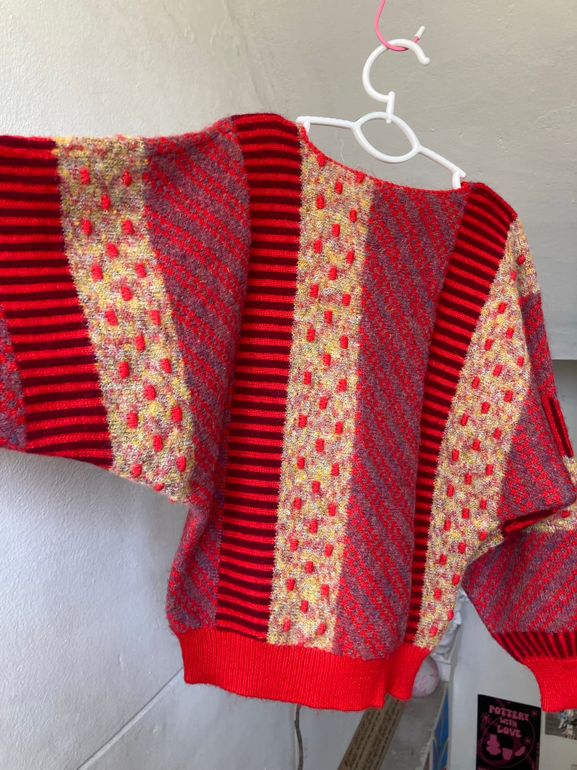 울 코지 레드 패턴 크롭 니트 상품이미지7