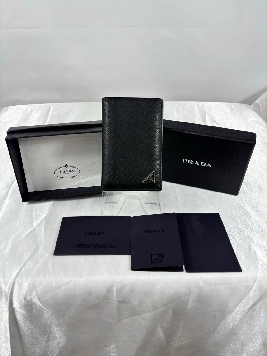 (정품/풀구성)프라다 삼각로고 오거나이저 카드지갑 블랙 상품이미지1