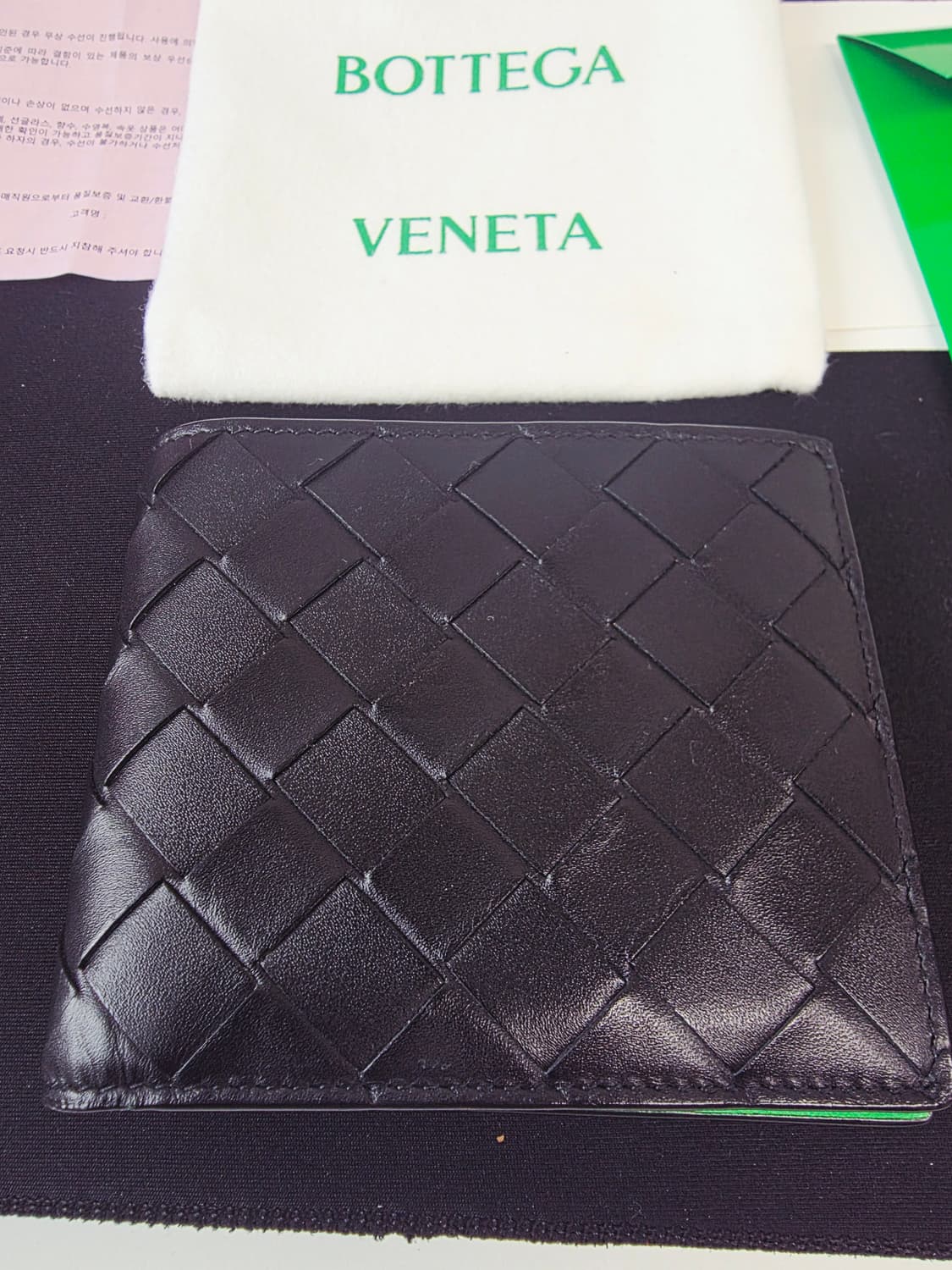 보테가베네타 인트레치아토 투톤반지갑 상품이미지2