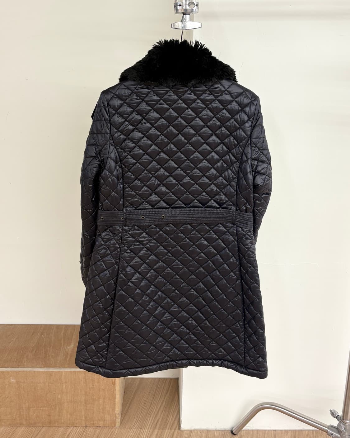 폴로 랄프로렌 블랙 퍼카라 벨티드 퀼팅 코트 상품이미지6