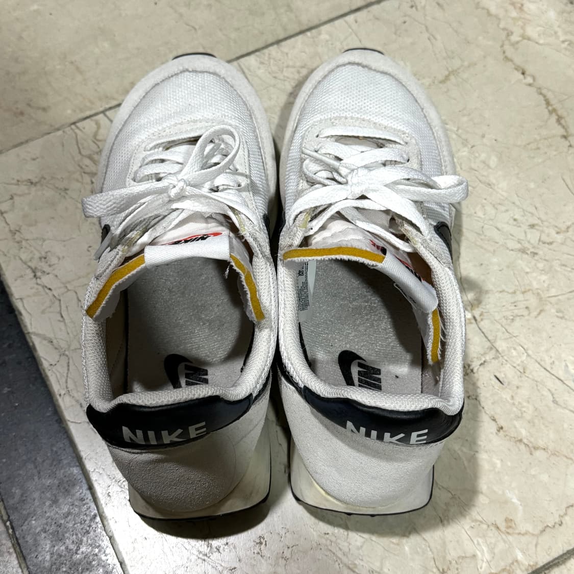 나이키 에어 테일윈드 79 화이트 블랙 상품이미지5