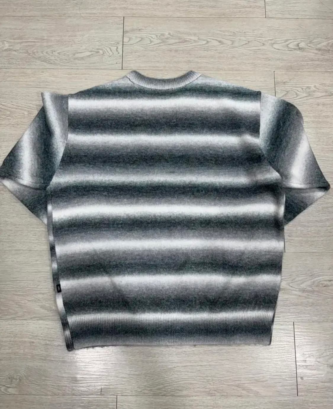 LMC 엘엠씨 OVAL OMBRE BRUSHED KNIT SWEATER 상품이미지2