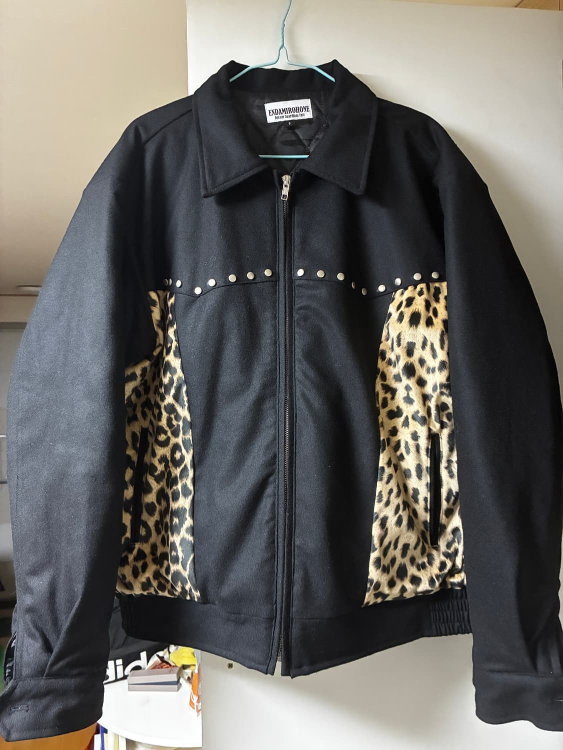 엔다미로혼 레오파드 자켓 알-타입 2사이즈 팝니다 상품이미지3