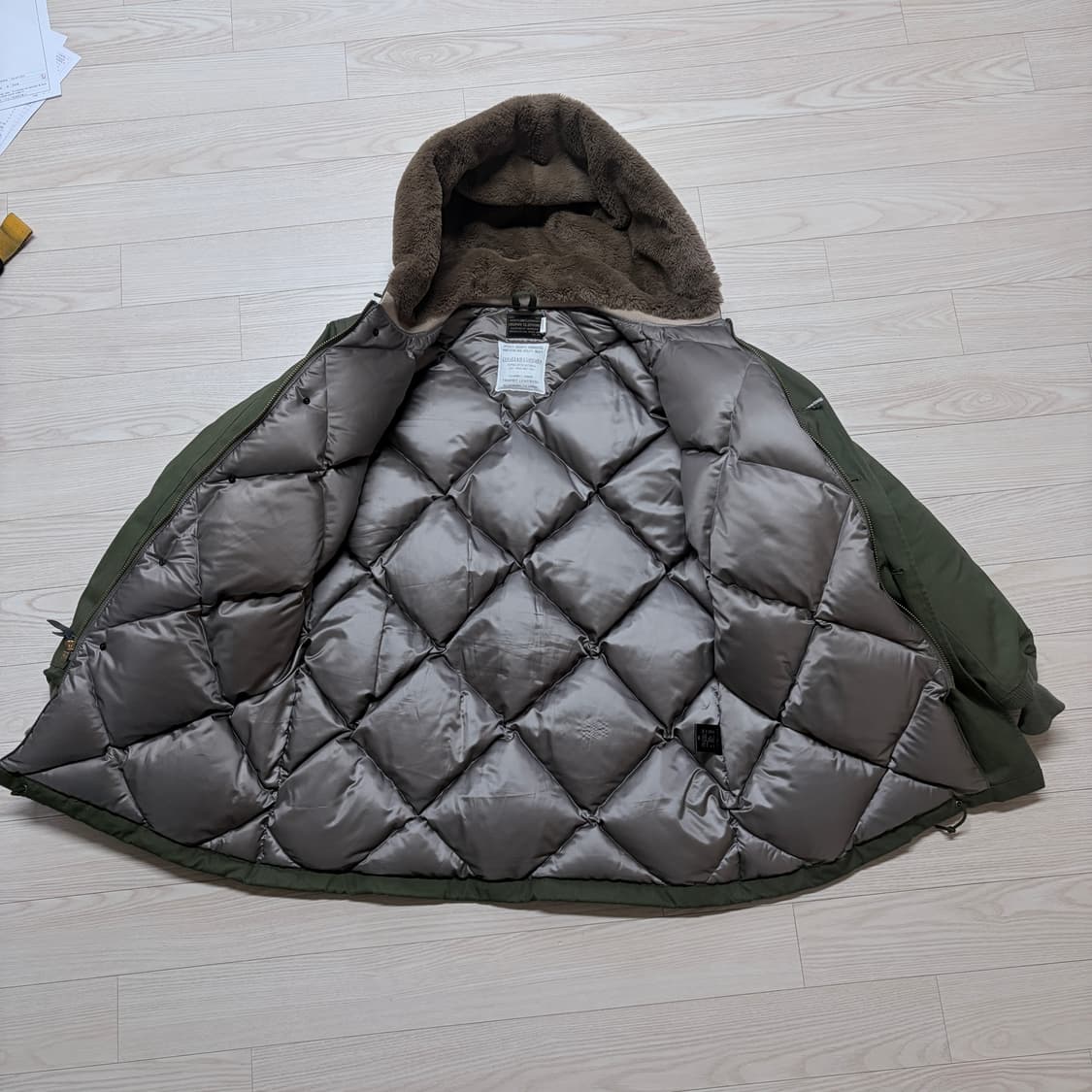 트로피클로딩 B-9 다운코트  상품이미지4