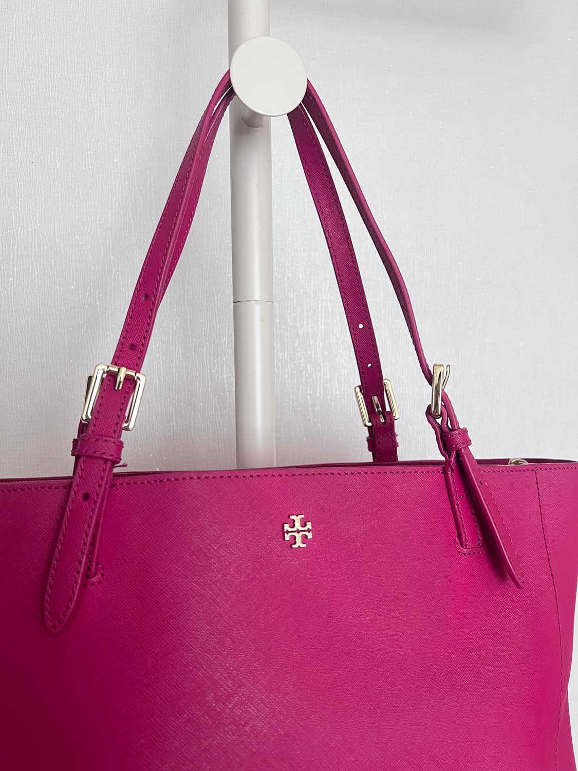 Tory Burch Emerson Tote in Hot Pink 상품이미지3