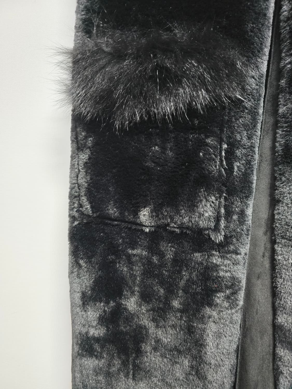 jj지고트 블랙 퍼 조끼 상품이미지3