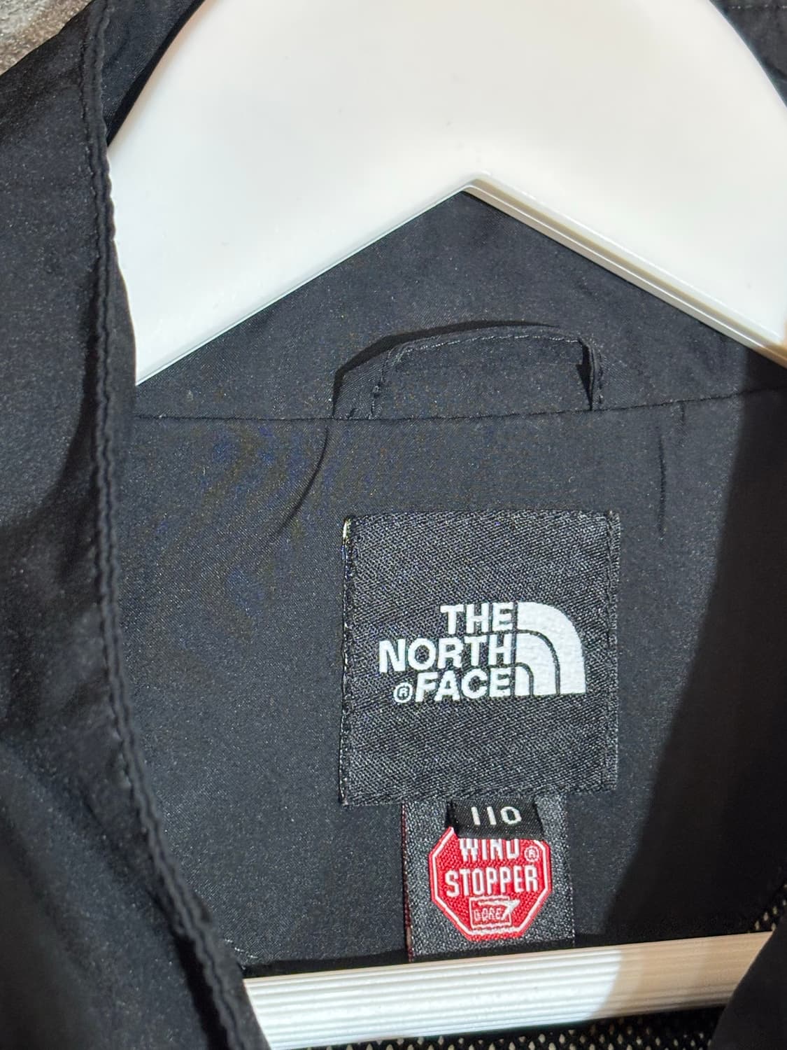 노스페이스 윈드스토퍼 바람막이 블랙 110사이즈 상품이미지5