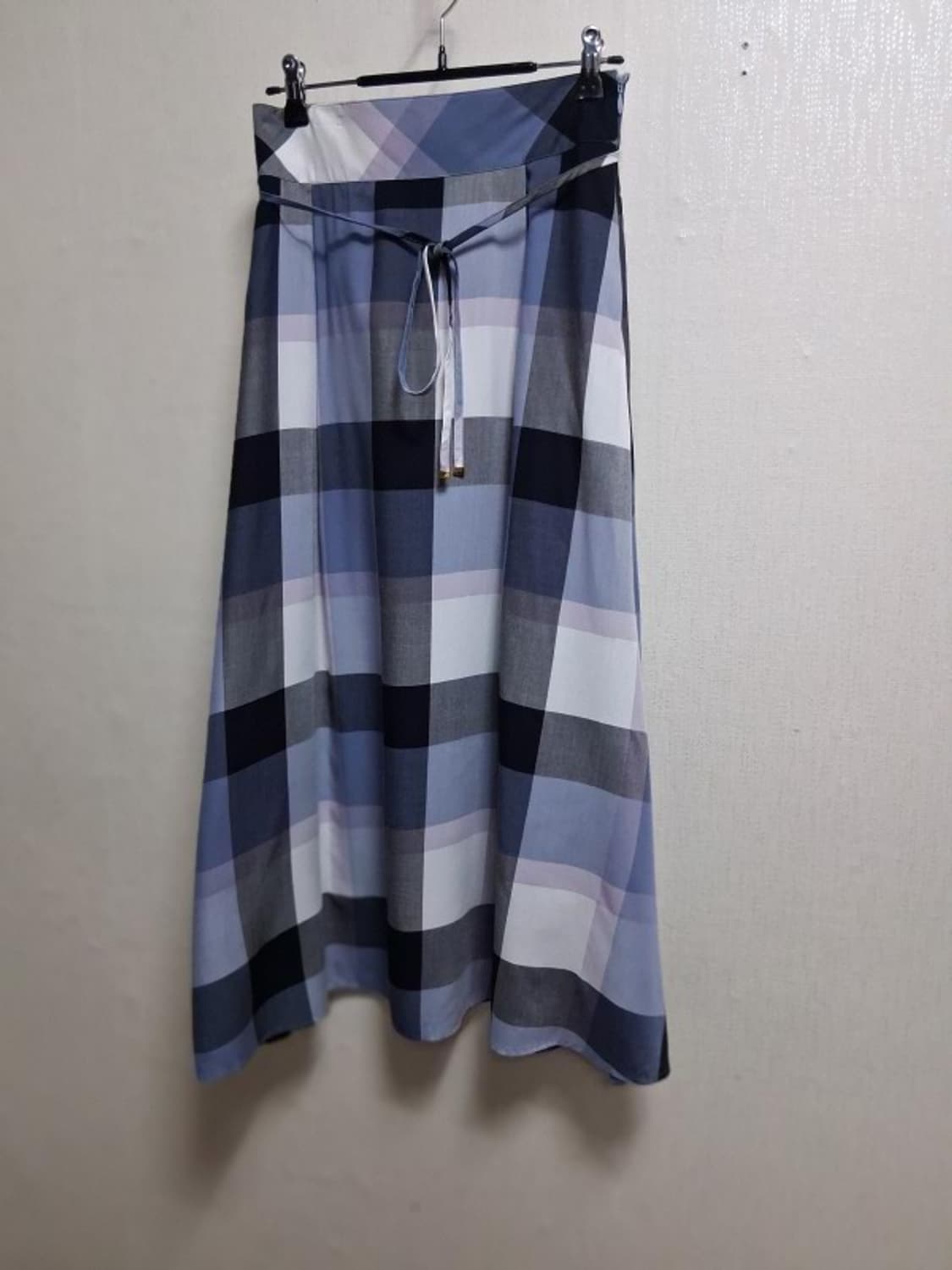 BLUE LABEL CRESTBRIDGE 블루 네이비큰체크 롱스커트 36 상품이미지1