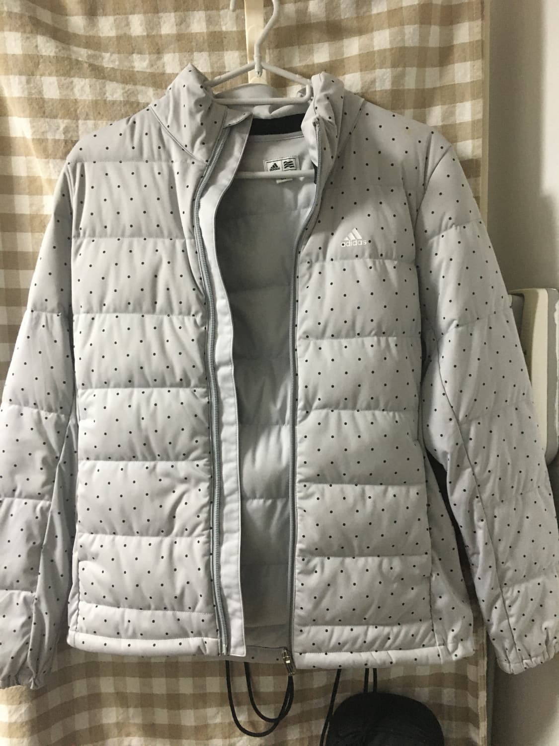 아디다스 도트 경량 패딩 상품이미지1