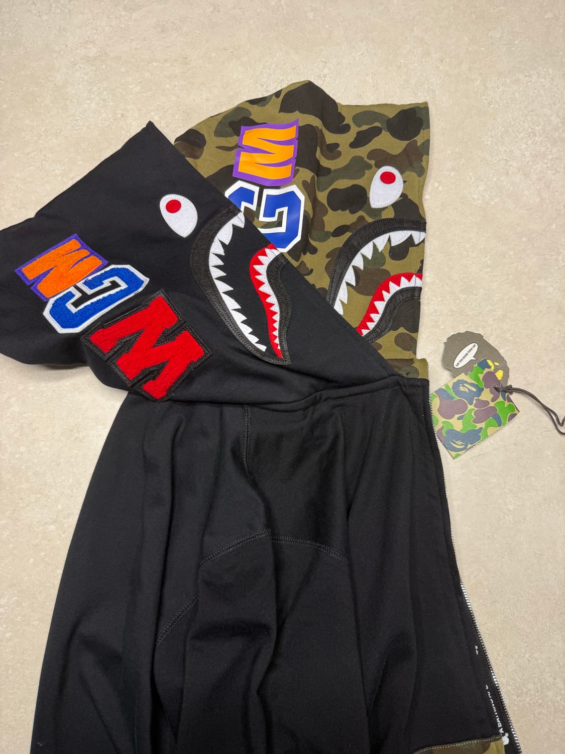 베이프 퍼스트 카모 더블샤크 후드집업 블랙 녹계 상품이미지2