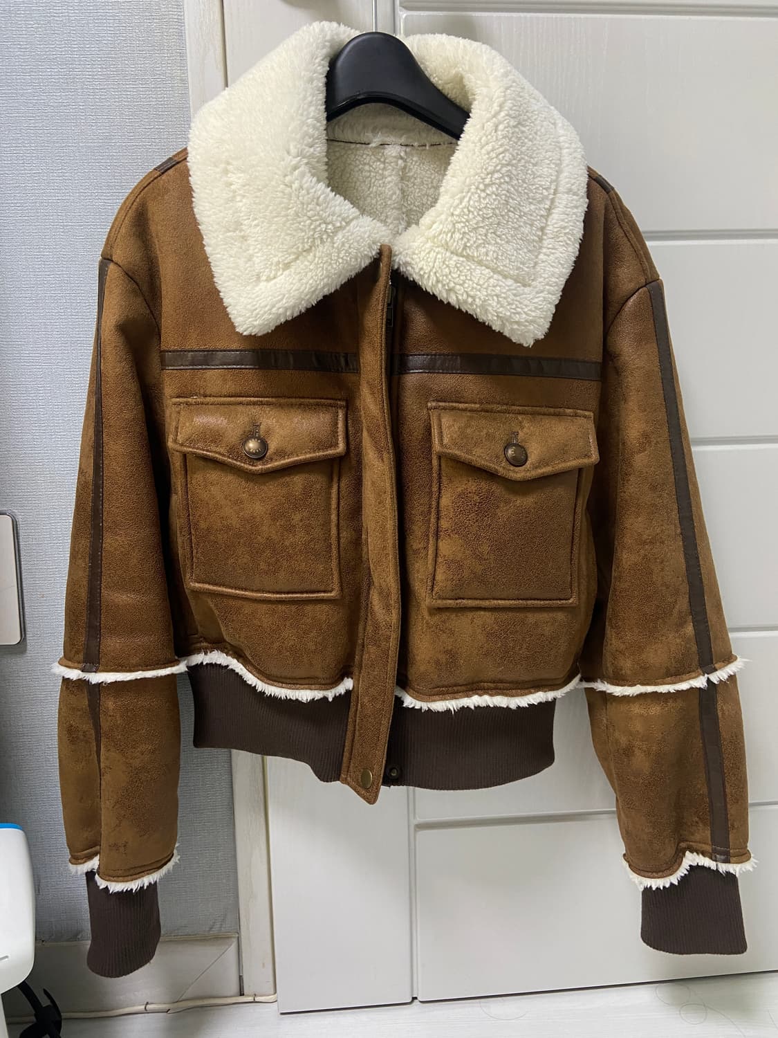 페일제이드 크랙 스웨이드 시어링 자켓 무스탕 브라운 상품이미지8