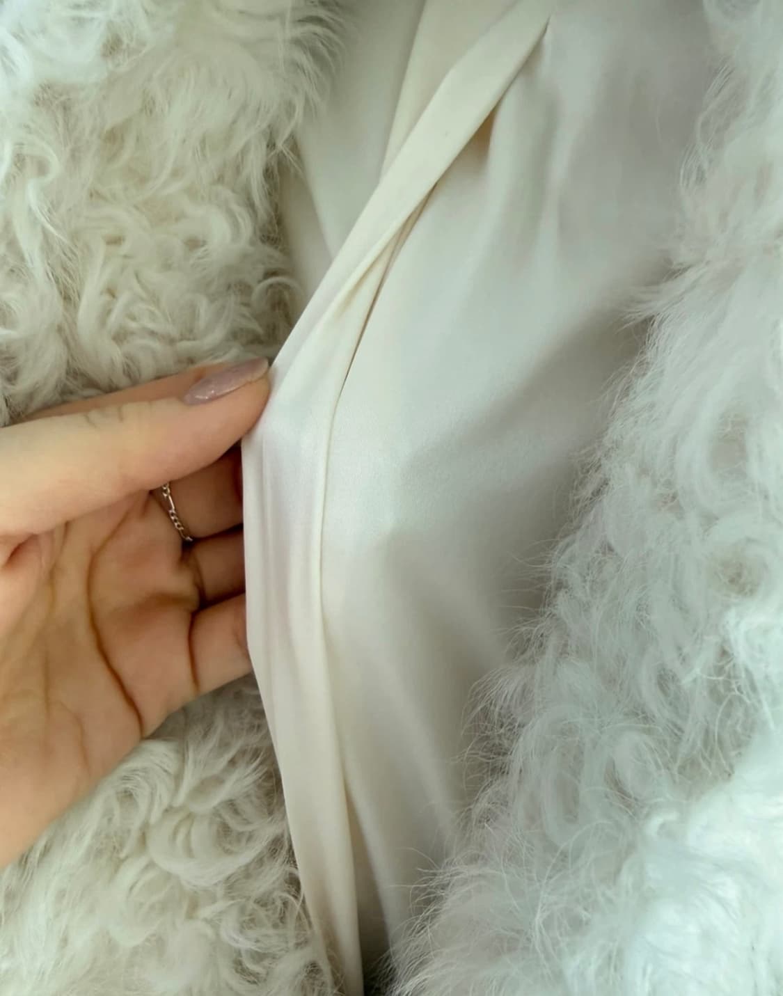 새상품 바나이 BANAI 리얼 양 100 코트 상품이미지6