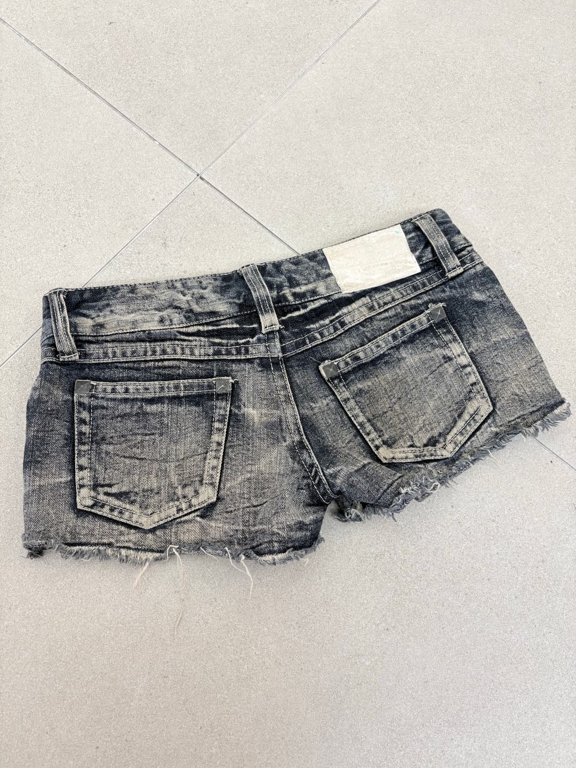 워싱 스터드 숏팬츠 상품이미지4