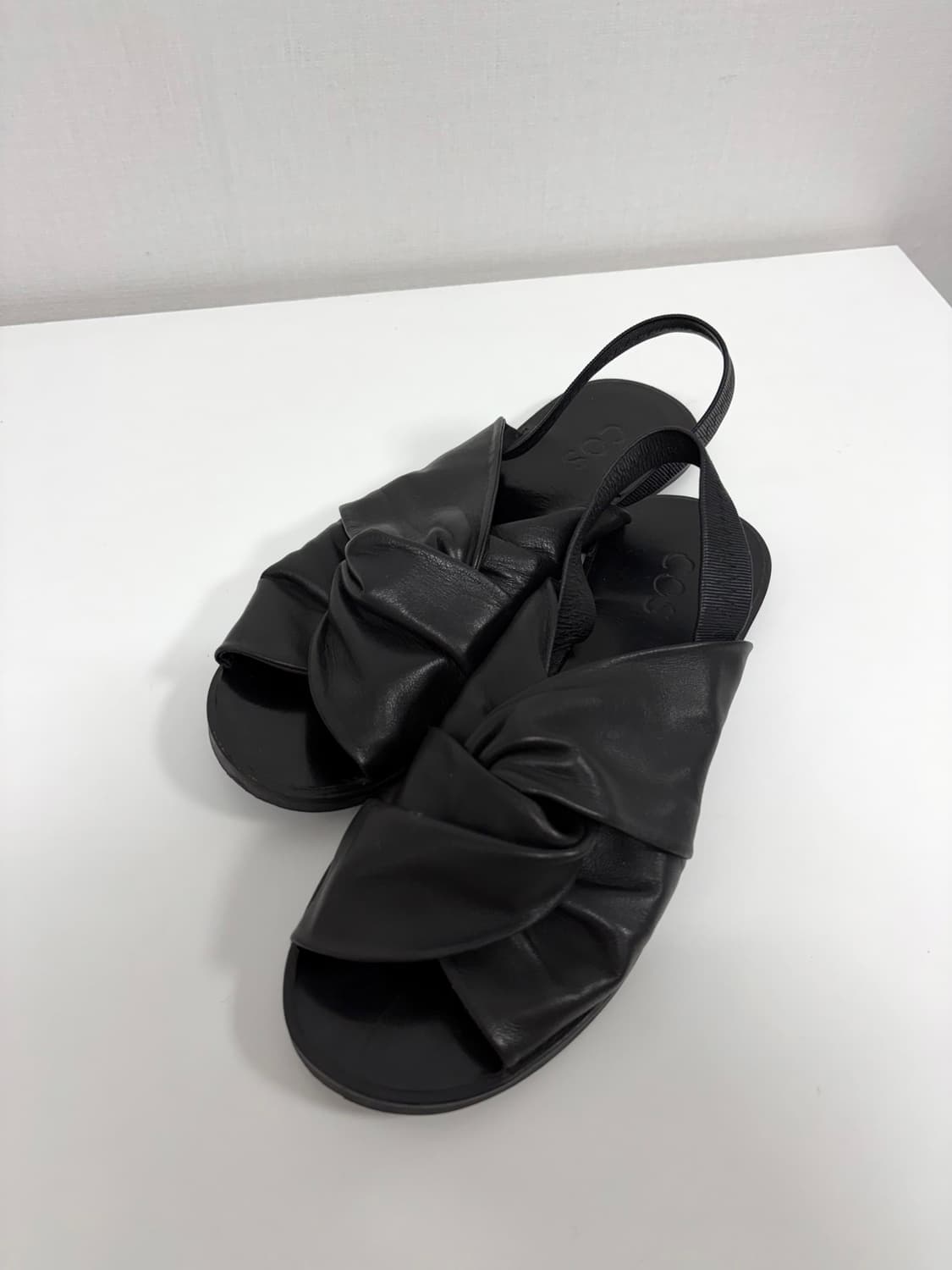 cos 샌들 상품이미지2