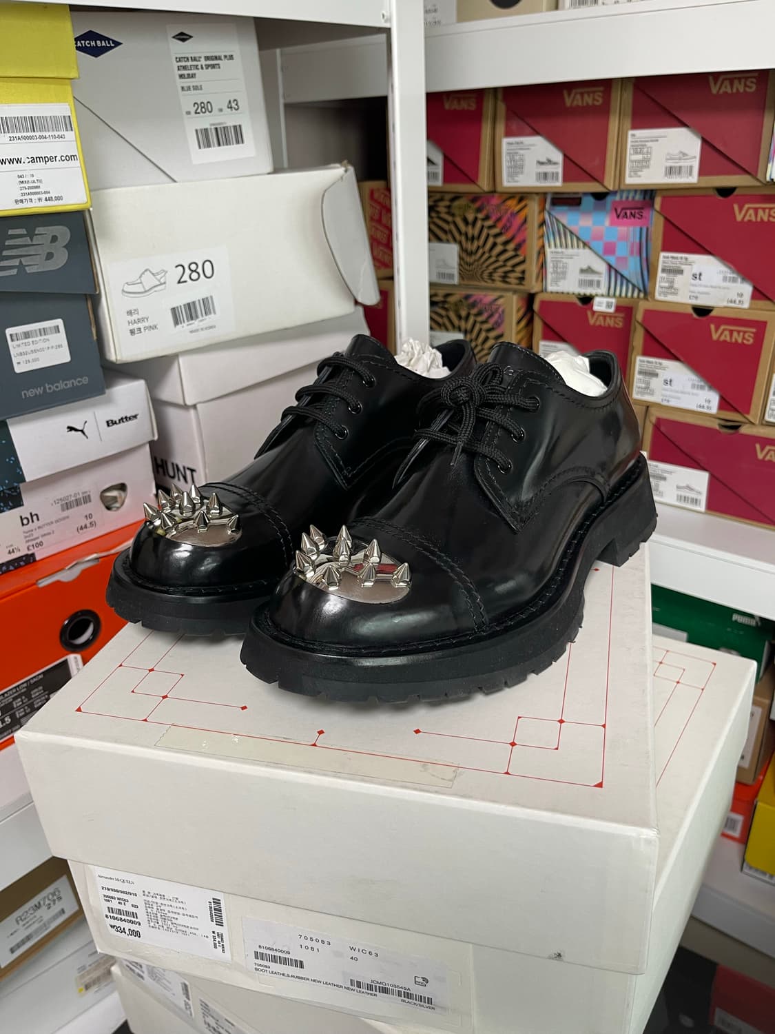 40)알렉산더맥퀸 스터드 블랙 더비슈즈 상품이미지2