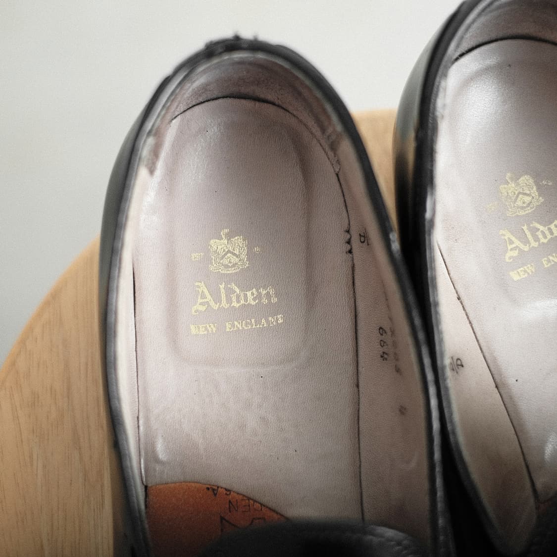 알든 664 9.5D(275사이즈) 블랙 코도반 태슬 로퍼 상품이미지9