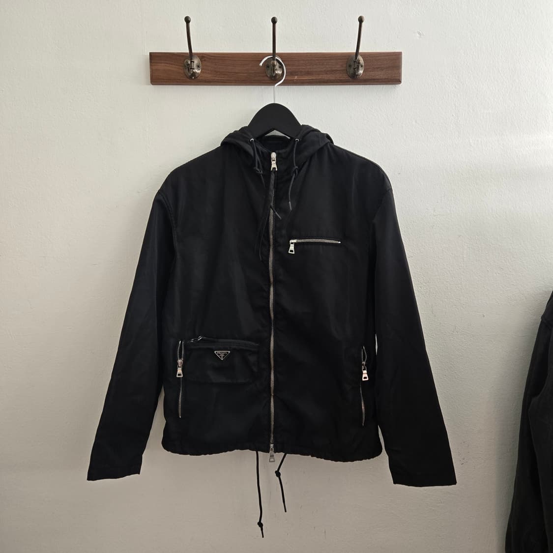 프라다 바람막이  상품이미지1