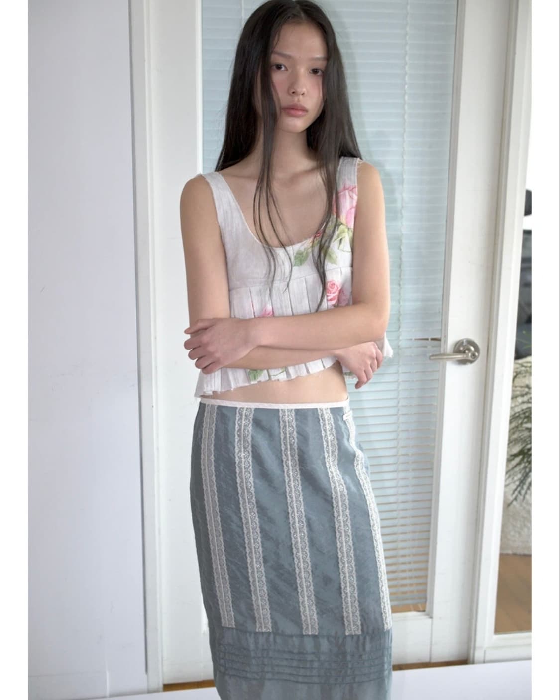 오버듀플레어 레이스 핀턱 미디 스커트 s 상품이미지1