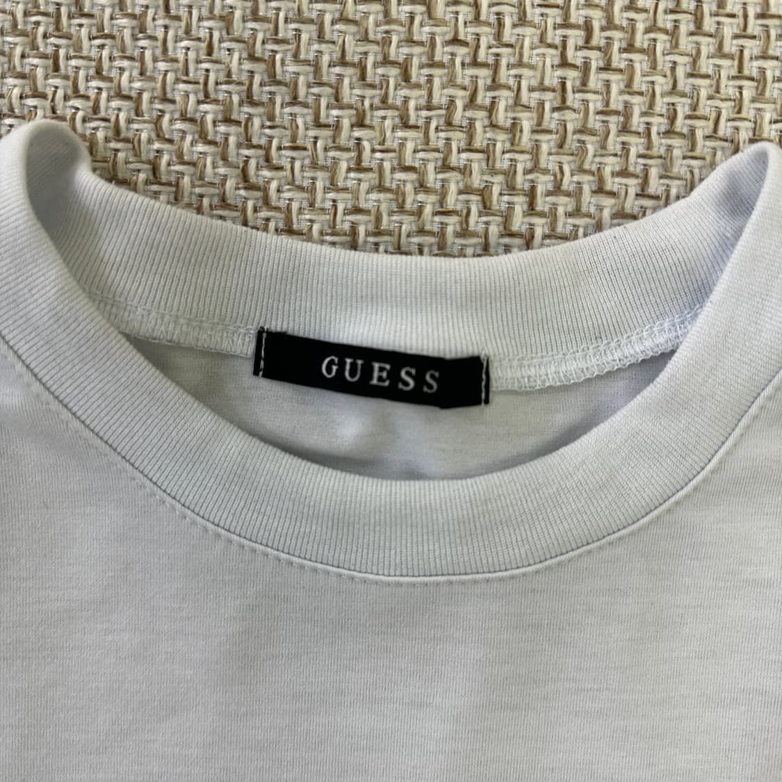 S 게스 화이트 반팔티 0331D 상품이미지2