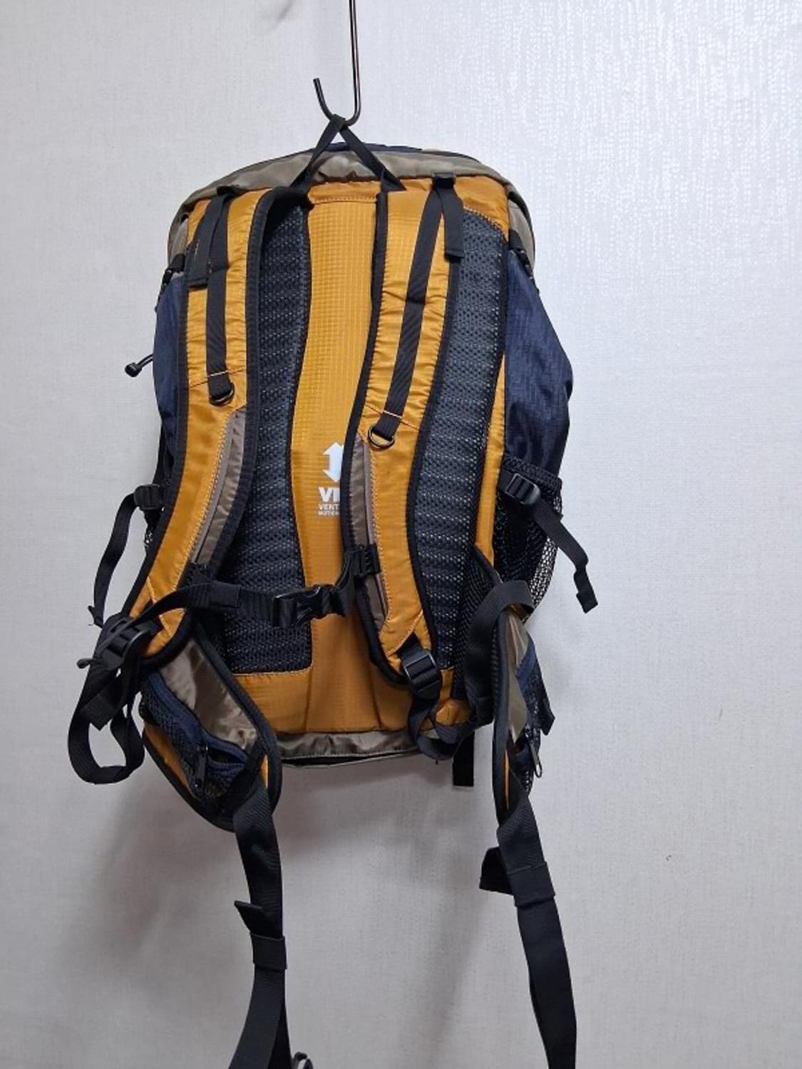 블랙야크 등산배낭 32L 거의새거컨디션
 상품이미지2