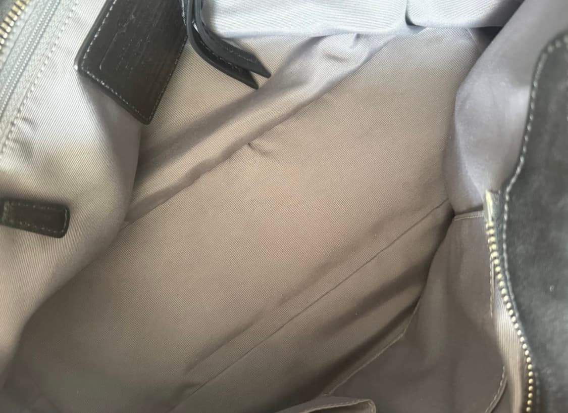 🎉SALE🎉 🖤 Coach 올블랙 숄더백 상품이미지7