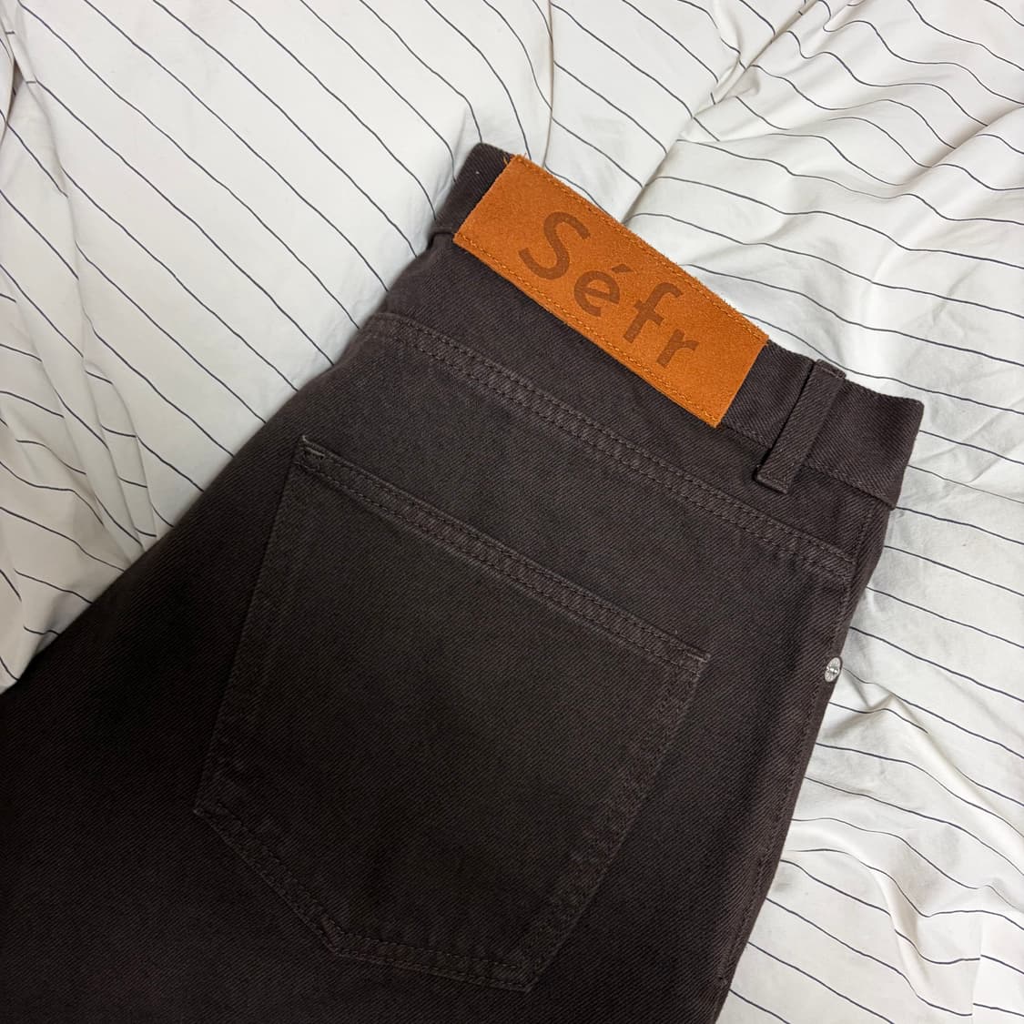 [32] Sefr 워시드 브라운 와이드 컷 데님 상품이미지3