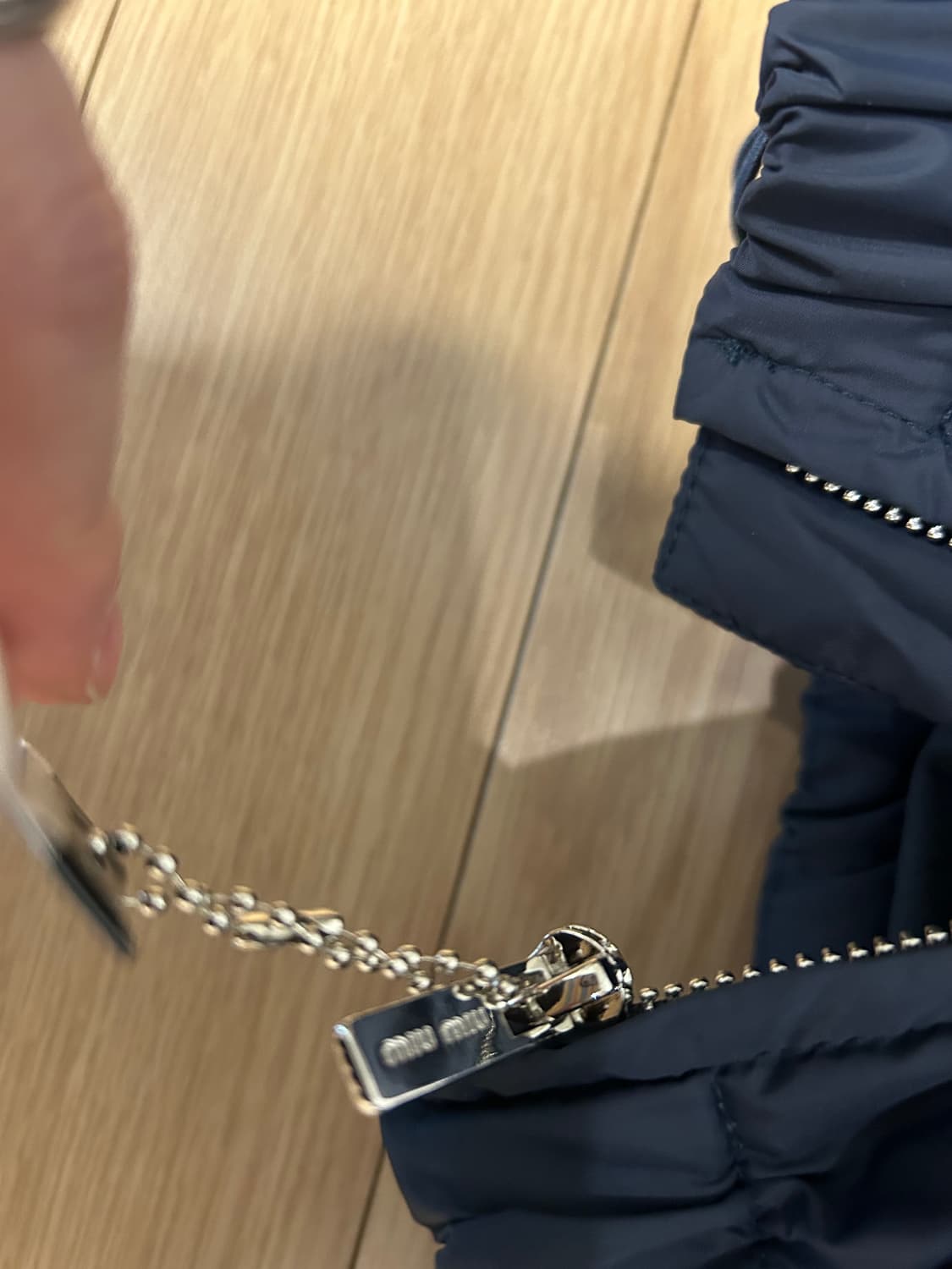 미우 테크니컬 퐁제 다운 구스 상품이미지8