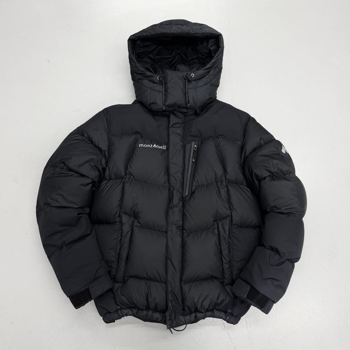 몽벨 고프코어 윈드프루프 구스다운 패딩 상품이미지2