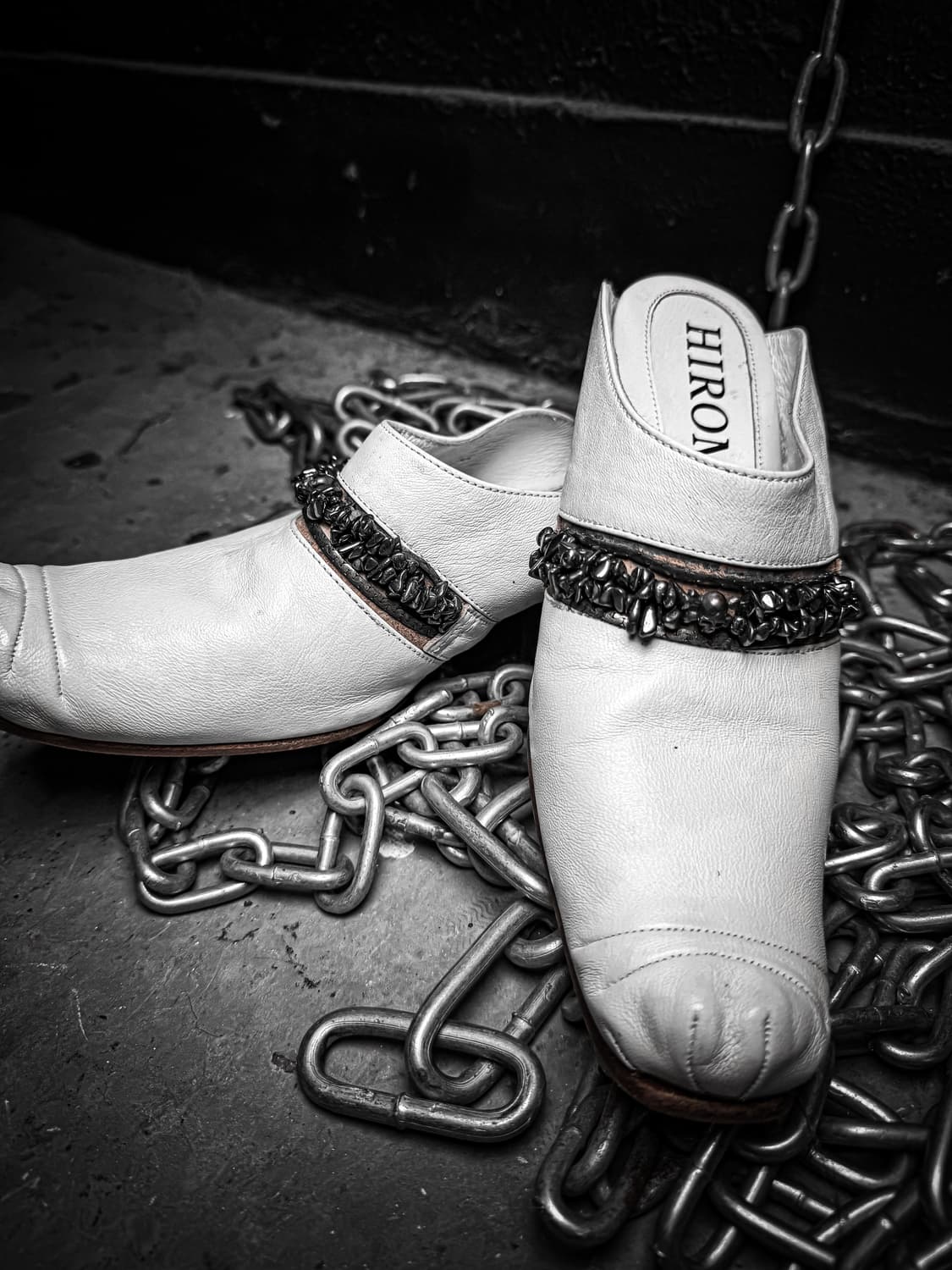 HIROMU TAKAHARA – White Leather Mule 상품이미지3