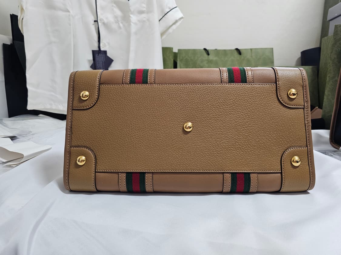 (새상품)구찌 더플백 구찌크로스백 라지사이즈 상품이미지5