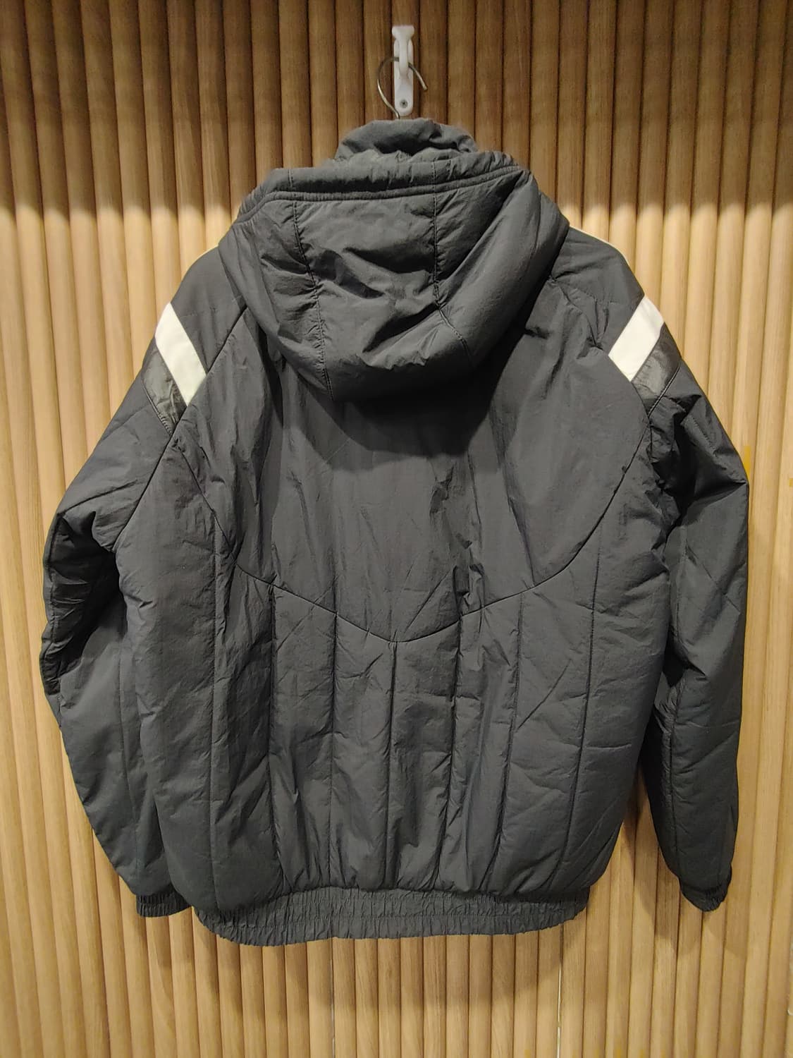 무배) 아디다스 OG 삼선 스포츠 패딩- M 상품이미지7