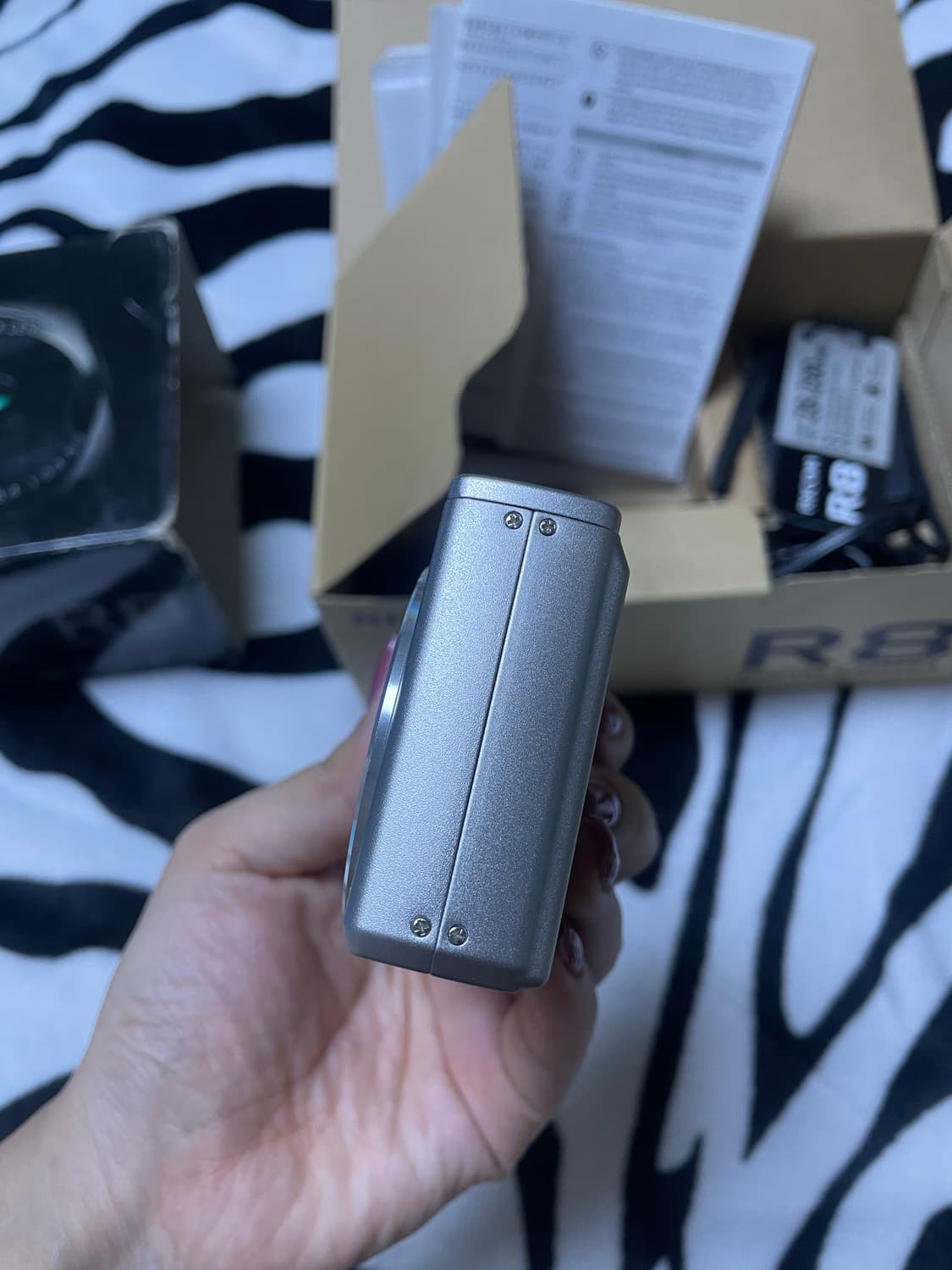 리코 r8 풀박스 ricoh r8 장원영디카 상품이미지4