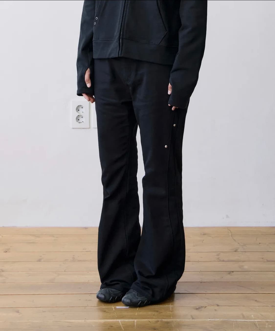 더콜디스트모먼트 스냅 부츠컷 팬츠 상품이미지1