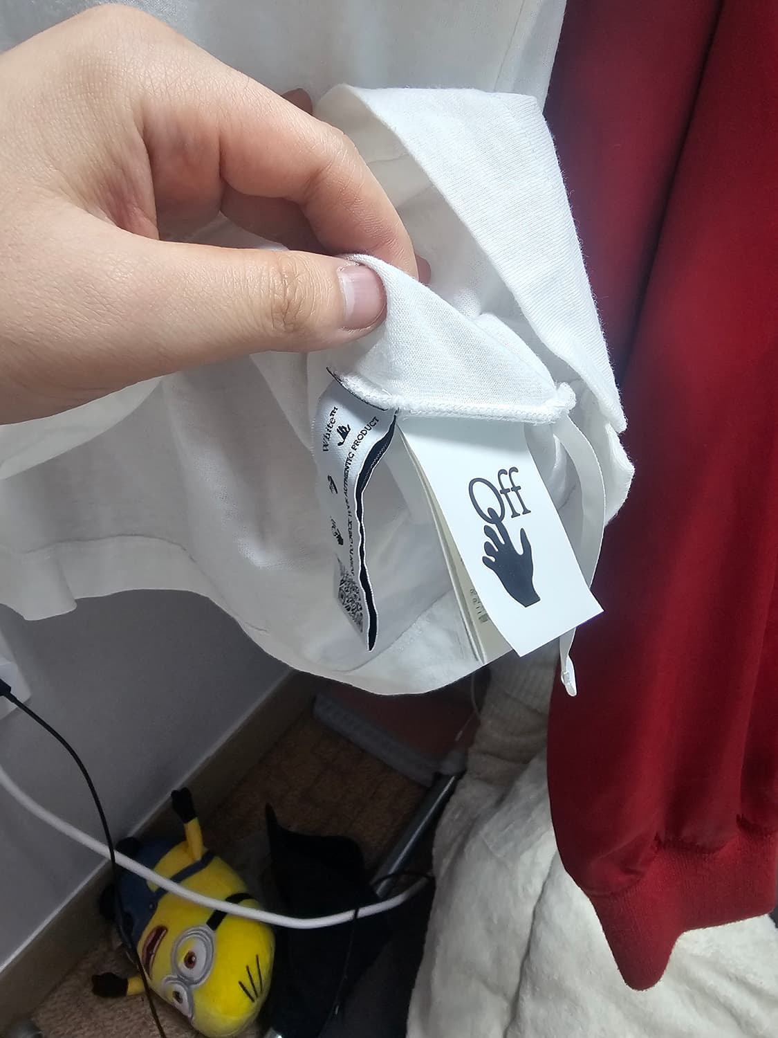 오프화이트 반팔 상품이미지4